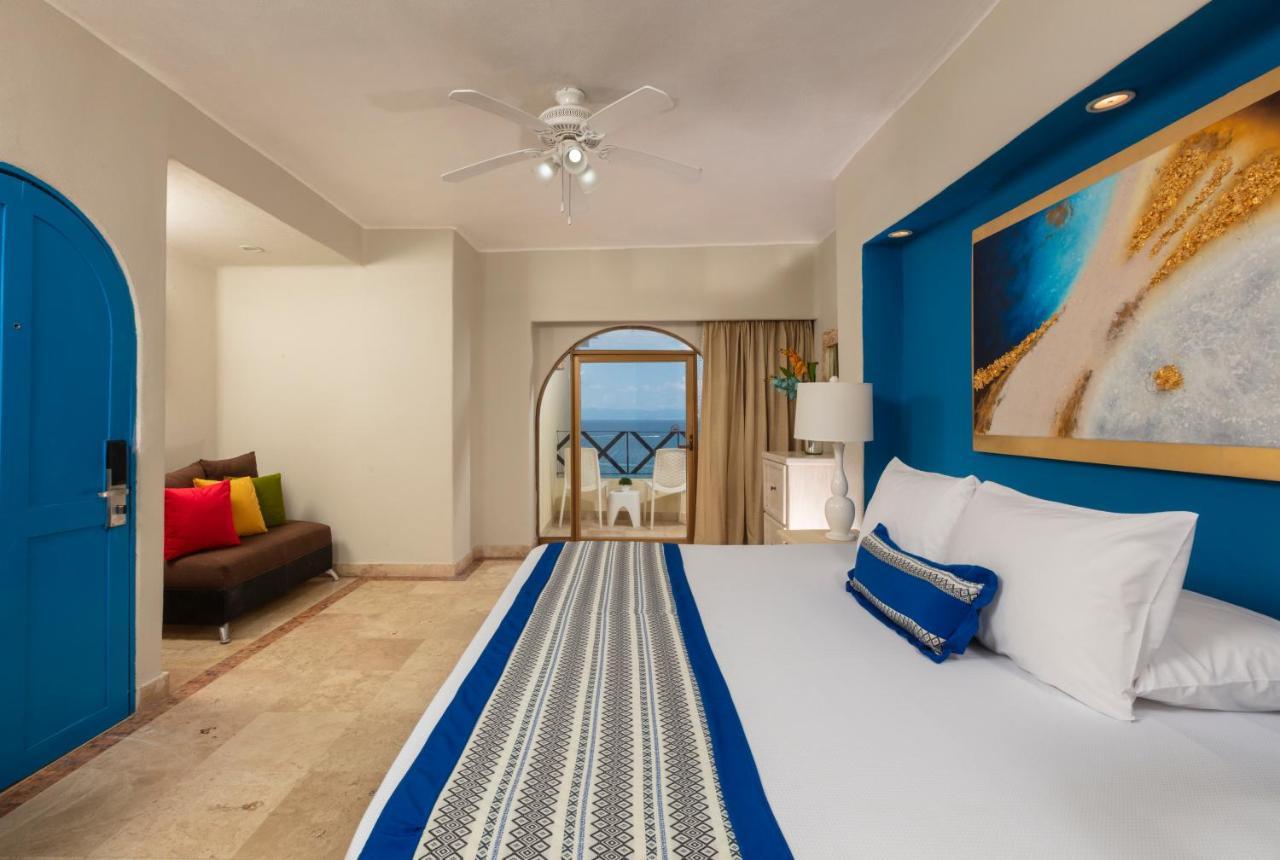 Blue Chairs Beachfront Resort Puerto Vallarta - Adults Only Экстерьер фото